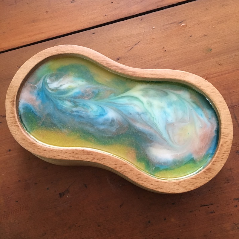 Timber and art resin jewellery dish - Image 5
