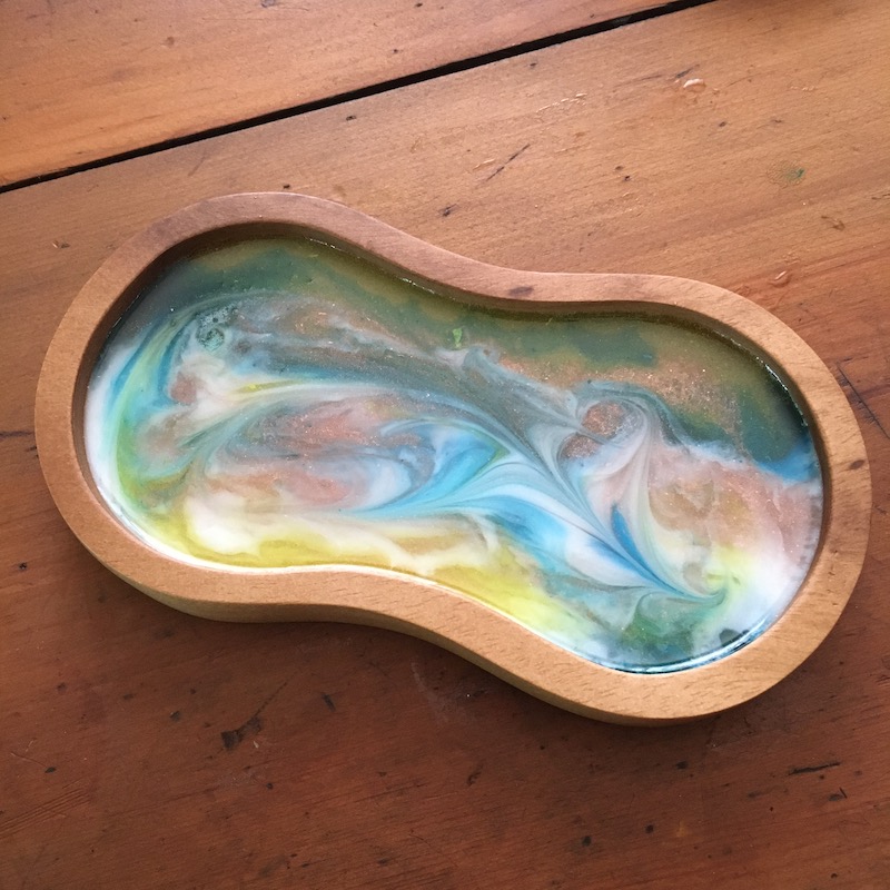 Timber and art resin jewellery dish - Image 4