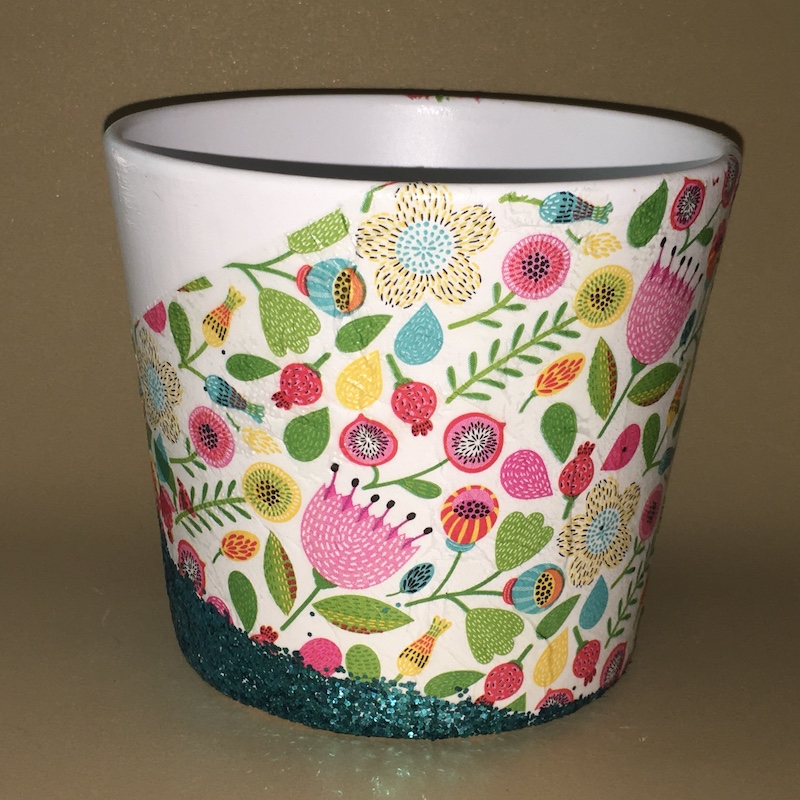 Floral pink and green decoupage 14cm white glazed pot - Image 3