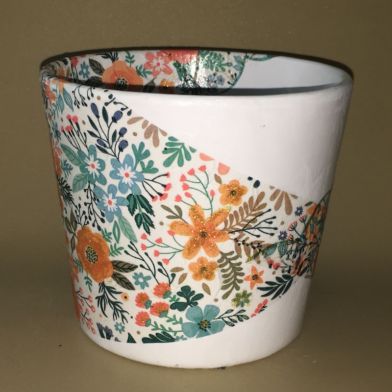 Floral apricot and blue decoupage 14cm white glazed pot - Image 3