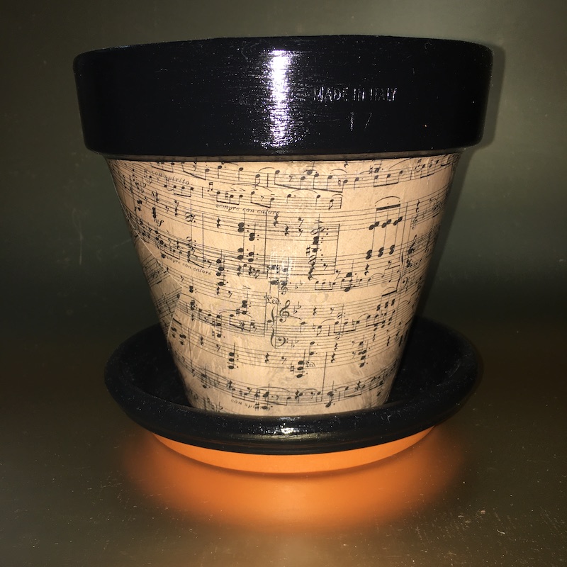 Music decoupage plant pot