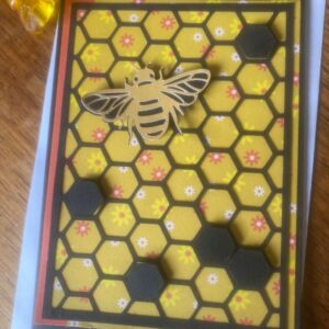 Image of 'bee' card. Handmade at Made in Lismore